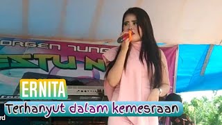 Download lagu Dangdut orgen tunggal|| Terhanyut dalam kemesraan|| Ernita mp3