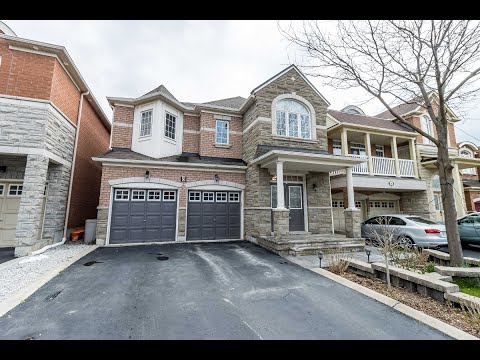 8 Maddybeth Cres Brampton.  Wonderfully renovated 4+2 bed 5 bath home with basement apartment!