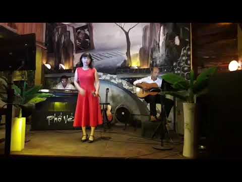 Thể hiện bởi Hoài Mỹ