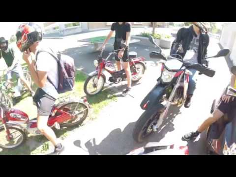 AK17 4ever!!!! Runden auf dem Pausenhof gegönnt!!!