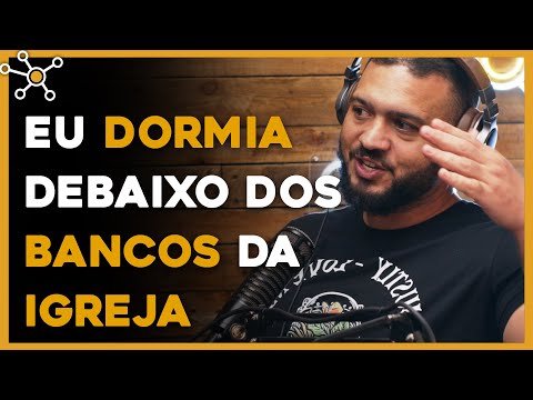 Estou aqui pois já teve alguém de joelhos dobrados por mim I LUIZ ARAÚJO - [Cortes do HUB]