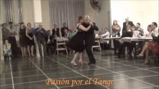 LAURA GRANDI y EDUARDO PAREJA Bailando el Tango EN TUS OJOS DE CIELO en FLOREAL MILONGA