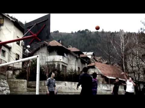 033 - Ovaj Život Nismo Hteli