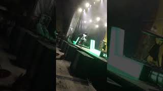 Aya Nakamura ça fait mal live