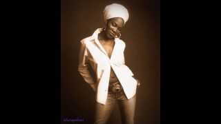 India Arie - Back To The Middle (Acoustic Soul)