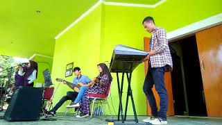 Download lagu Hidupku di jalanmu (cover) Republik mp3 Download lagu Hidupku di jalanmu (cover) Republik mp3