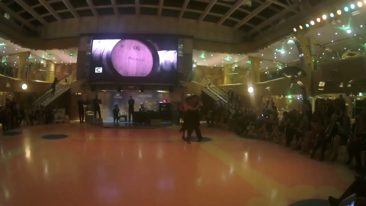 Yanina Fajar & Pablo García 1º Esibizione Pasión de Tango al Costa Crociere