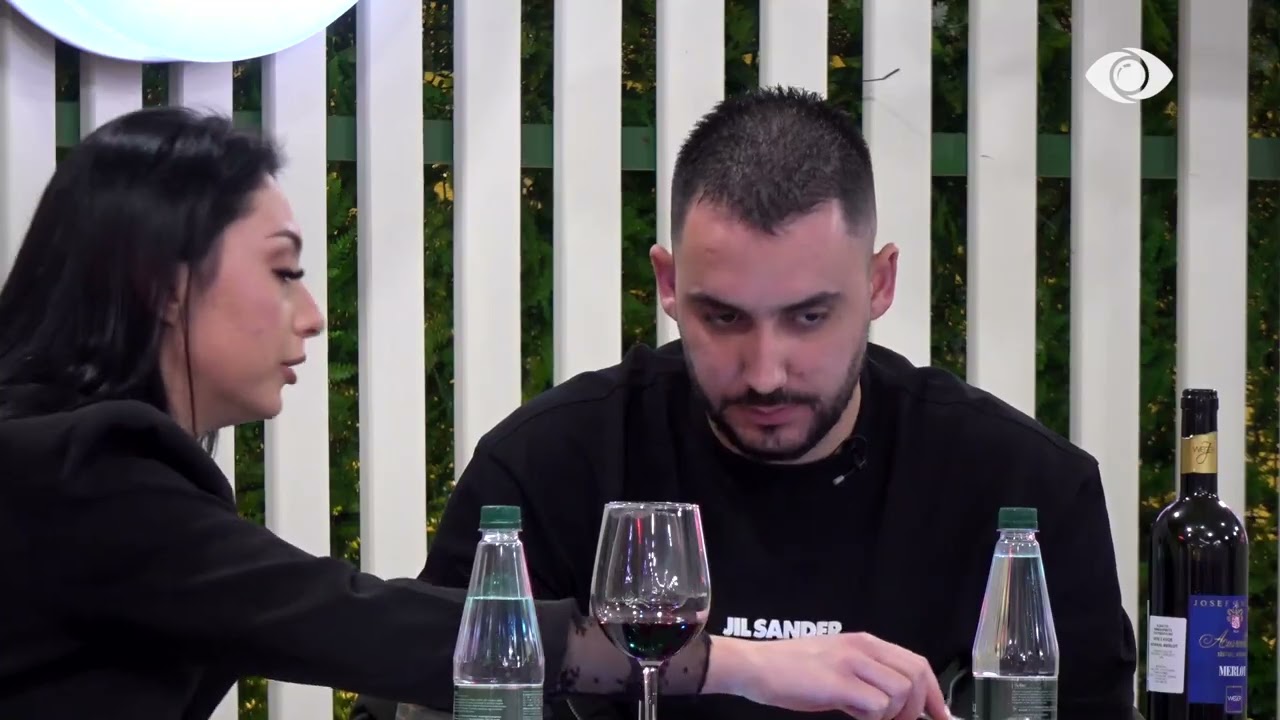 Vijon biseda mes Stelinës dhe Keijsit: Të ka shkuar ndonjëherë në mendje të më kontaktosh?