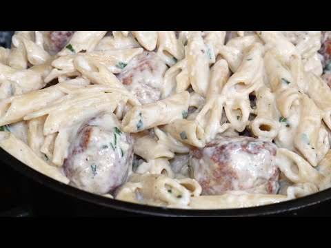 Creamy Garlic Pasta and Chicken Meatballs