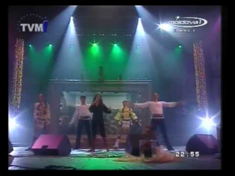 Nelly Ciobanu sings "Hora Din Moldova" (Moldova 2009)