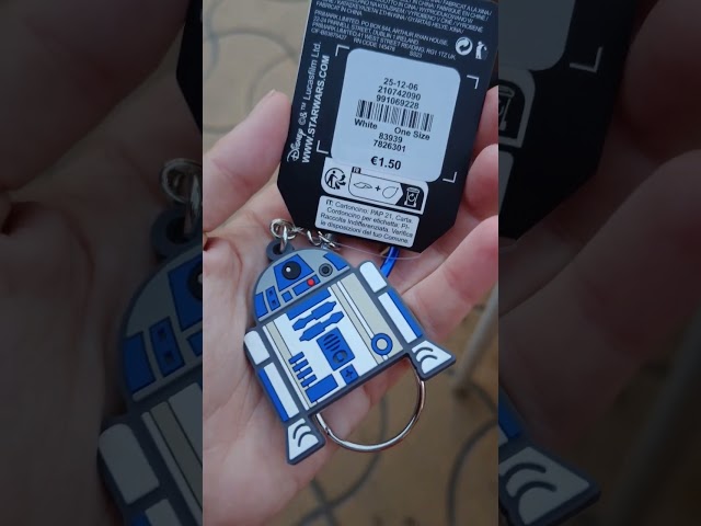 Vídeo relacionado con Tamagotchi 88822 Star Wars R2D2 Virtual Pet Droid con minijuegos, Clips de animación, Modos Extra y Llavero (Azul), Multicolor