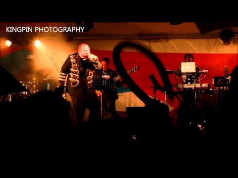 KING BUBBA MASH UP FM  MASHUP WHEN AH TOUCHDOWN PERFORMANCE AT PARTY MONARCH SEMIFINAS 2015 AT KENSI