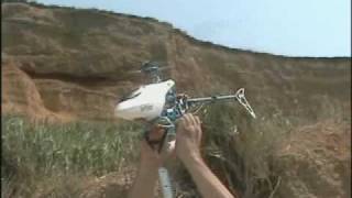 preview picture of video 'RC helicopter: madness on beach, wireless cam operation'