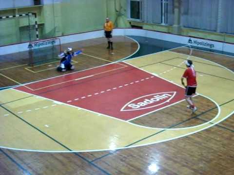 Floorball penalty shoot