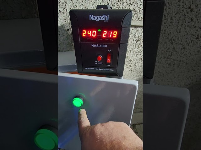 Vídeo relacionado con Tecnoware Power Systems Estabilizador de Tensión 1000VA para módem, router, PC y pequeños dispositivos electrónicos, protege contra picos de corriente, no es un SAI, listo para usar