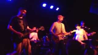 Bis - Powerpuff Girls theme (live at the Lexington, London)