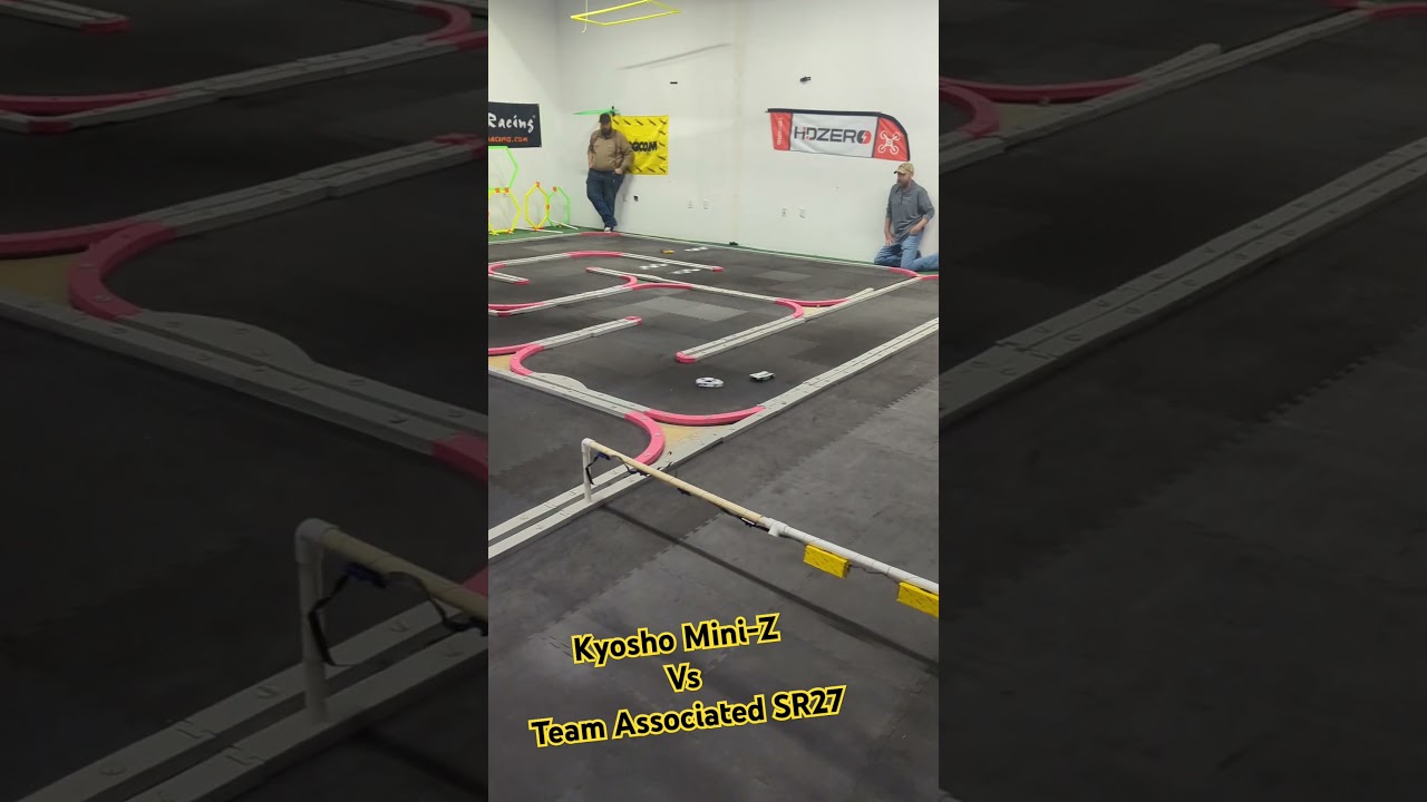 Kyosho Mini-Z VS Team Associated SR27