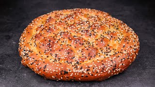 How to Make an Amazing Turkish Flatbread Without Kneading