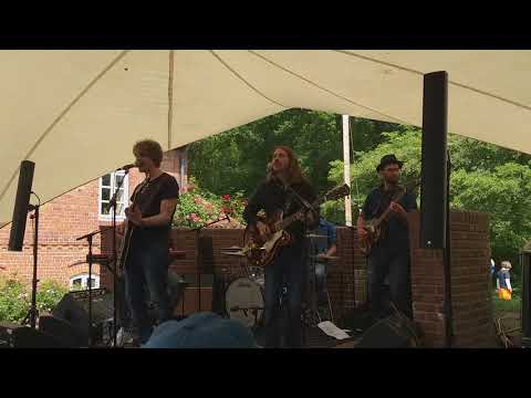 The Fairies “Revolution” live in Sudweyhe, Deutscher Mühlentag 10.06.2019 Beatles Cover
