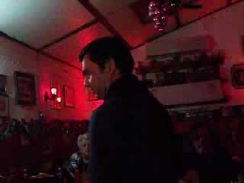 FADO: MODA DAS TRANÇAS PRETAS