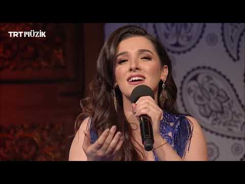 Senem Akdemir - Odasına Vardım Olur mu Böyle