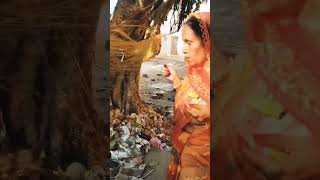 Download lagu Pati Parmeswri ke siva.... mp3