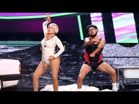 José Corbacho y Silvia Abril imitan a Jirafa Rey y La Pili en 'Cómeme el donut' - Tu Cara Me Suena