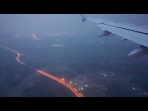 Desembarque no aeroporto de Chengdu Táxi, imigração e retirada de bagagem - Sichuan China - 2019, 15 de abril