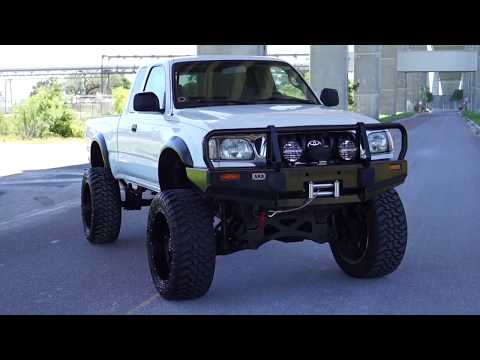 FABTECH LIFT EXPEDITION TACO BEAUTIFUL NO RUST