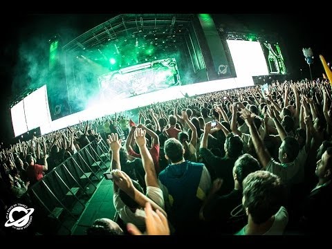 Armin van Buuren Live @ ASOT650 Buenos Aires playing "ReOrder & Darren Porter - ID"