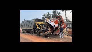 Accident lorry full damage in Ashok Leyland #ashokleyland #truck #kobelcoexcavators