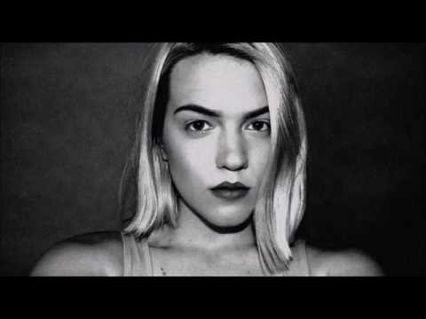 Helaine Vis - Ice (acoustic demo)