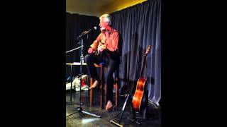 John Hammond - Walking Blues (Robert Johnson) live@Raindogs (SV IT)