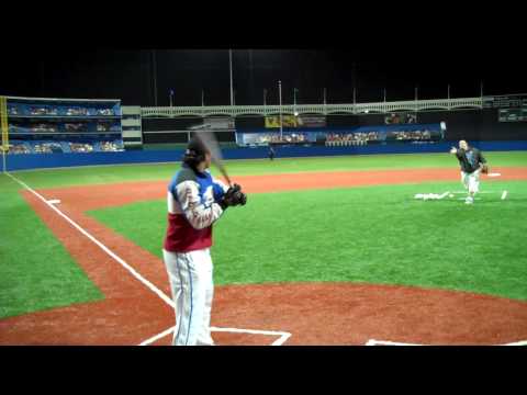 Jose Canseco Hitting at Yankee Stadium