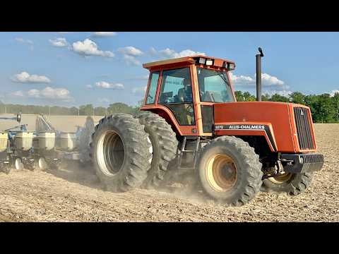 ALLIS-CHALMERS 8070 Tractor