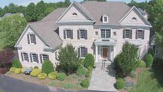 8890 Windy Ridge Way McLean, VA 22102
