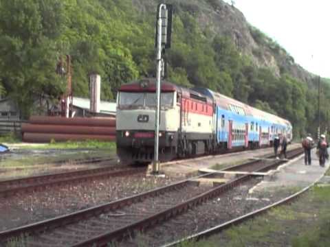 749 107 na čele os. vlacích 9057,9058,9063,9064, sv. pk. - 2. díl - sestřih - 14.5.2011.