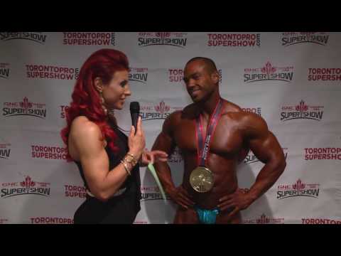 Toronto Pro Supershow 2016 - Nancy Di Nino with IFBB Pro Alejandro Cambronero