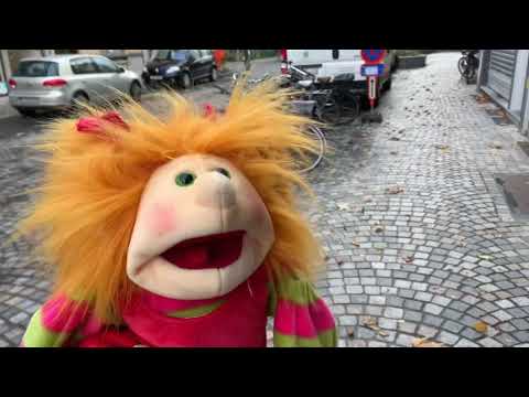 Amoontje op bezoek in de schoenenwinkel