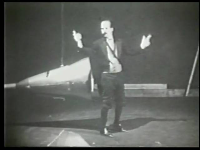 LE PETOMANE DU MOULIN ROUGE film de / by Edison