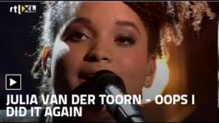 Julia van der Toorn - Oops! I Did It Again (The Voice of Holland 2013: Finale)