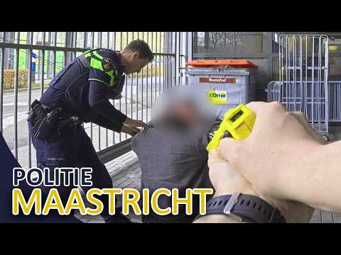Politie Maastricht | Overval | Man loopt met een tas vol messen |