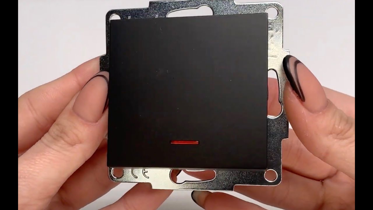 Вимикач одноклавішний з підсвіткою LEZARD Vesna чорний 742-4288-111