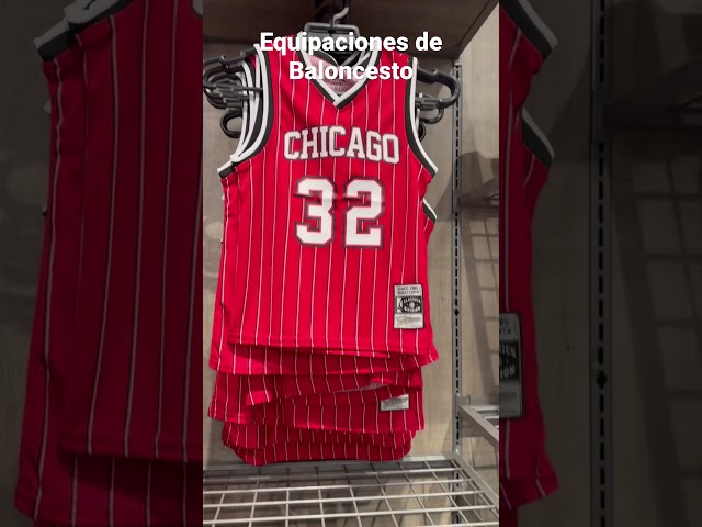 Vídeo relacionado con Huniam Camiseta de Baloncesto Niños Traje de Ropa Deportiva, Juego de Camiseta sin Mangas y Pantalones para Pequeños, 1 Top + 1 Pantalón (Rojo, 3-4 años)