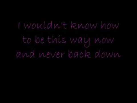 Christina Aguilera - Fighter (lyrics)