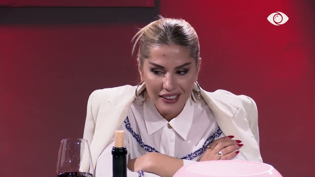 “Kam qenë natyrë rebele”/ Ilnisa: Kisha një lëkurë me gjemba, babi ma hodhi nga ballkoni