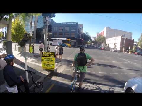 Almost a @SAPoliceNews SMIDSY and parking to endanger cyclists
