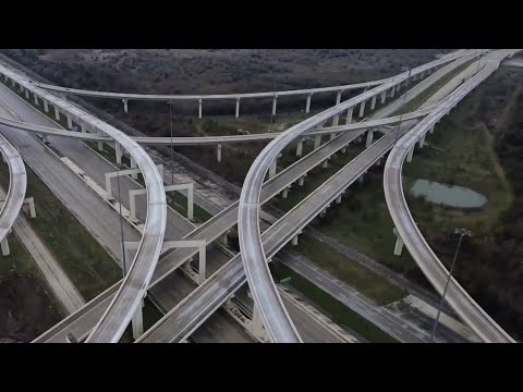 Houston dodges the worst of the ice, but slick spots are out there