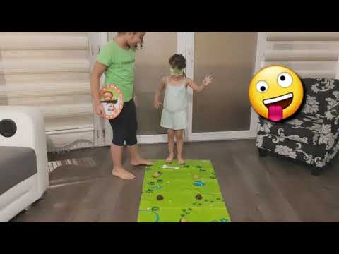 Pisou , melou 💩...  Don't  step in it 💩 ... com Bella BBella na Bélgica.