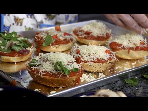 How To Make The World's Finest Gourmet Pizza Bagels